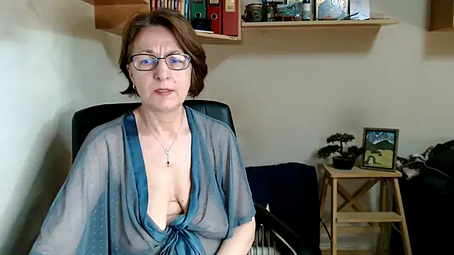 katemodel Adlı Modelin Canlı XXX Sohbeti