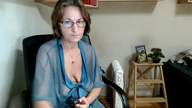katemodel Adlı Modelin Canlı XXX Sohbeti
