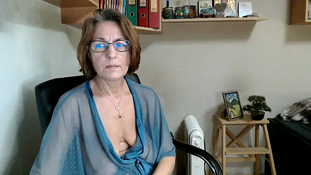 katemodel: απευθείας συνομιλία ΧΧΧ