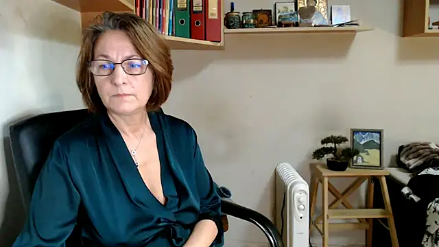katemodel Adlı Modelin Canlı XXX Sohbeti