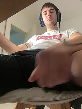 AlfaTwink Pertunjukan Webcam