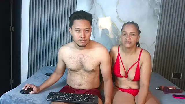 LunandCarlos Show in webcam