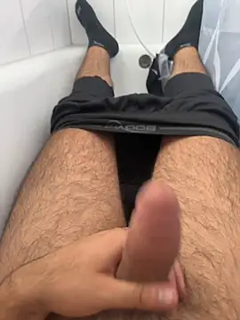 BIGDICK111000: διαδικτυακό σόου στην κάμερα