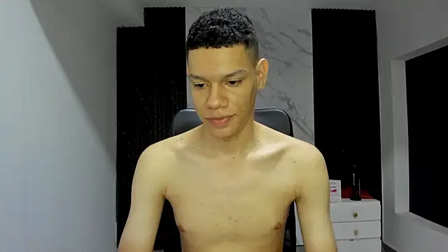 milo_cruz_ Pertunjukan Webcam