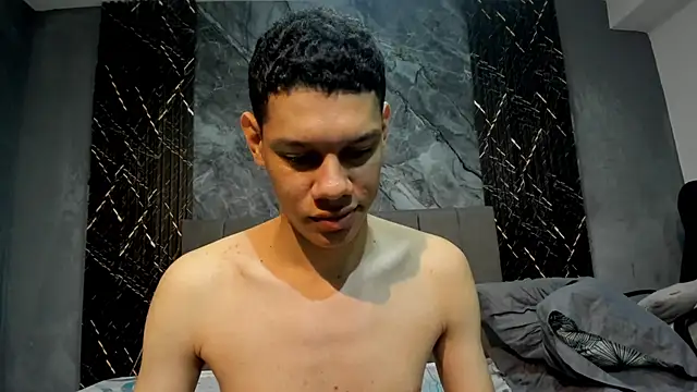 milo_cruz_のウェブカメラショー