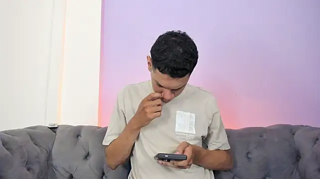 Pokazy przed kamerką – milo_cruz_