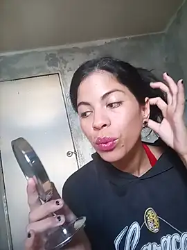 Show modela Lilijms97_ na web-kameri