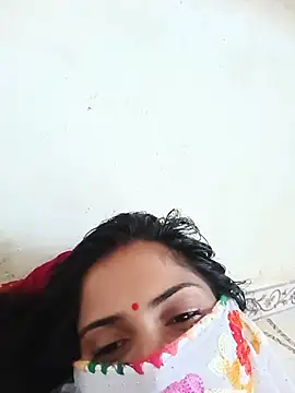 Poojaxx56 在線直播表演