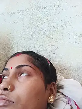 Poojaxx56's Webcam Show