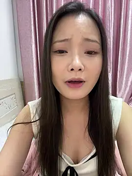 BIGBABYYEYE live XXX chat