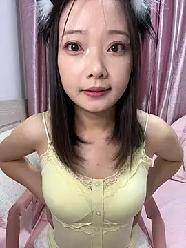 دردشة BIGBABYYEYE الجنسية المباشرة