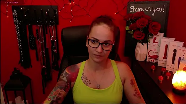 Czat XXX na żywo – _MissJaneWarren_