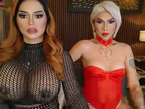 PrettyHorseCockTrans Webcam-Show