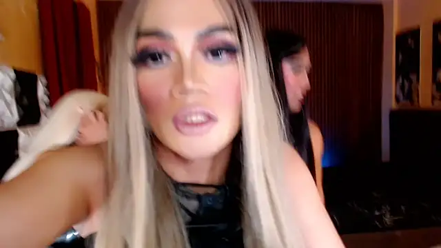 Webkamerová show PrettyHorseCockTrans