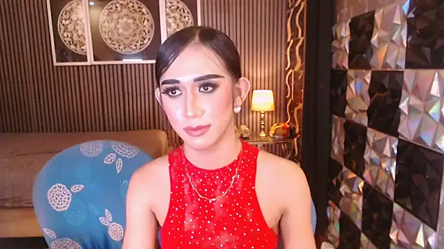 PrettyHorseCockTrans Show Webcam