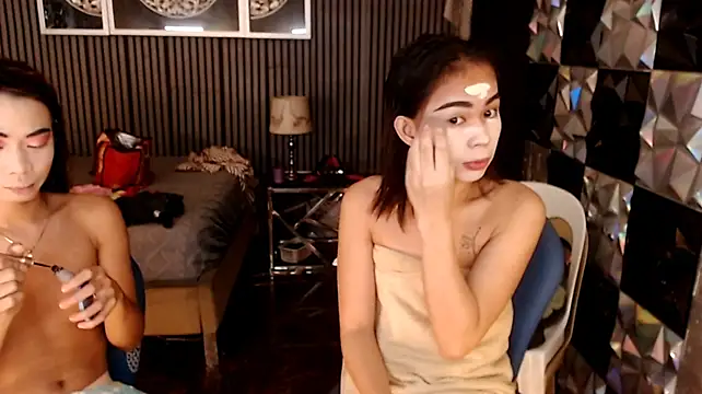 Show webcam de PrettyHorseCockTrans