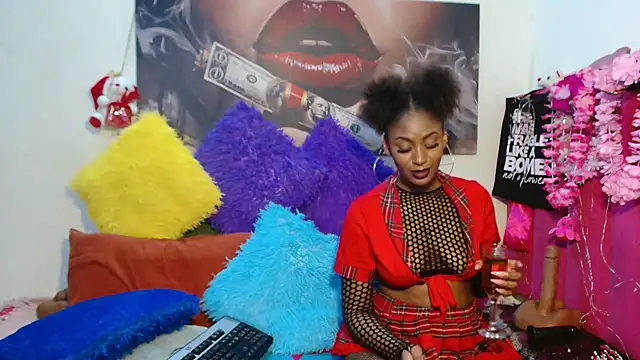 Moreish-06's Live XXX Chat