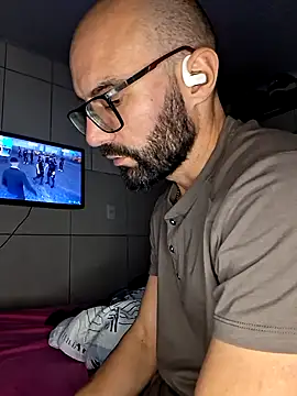 Robsonitj90 Show in webcam