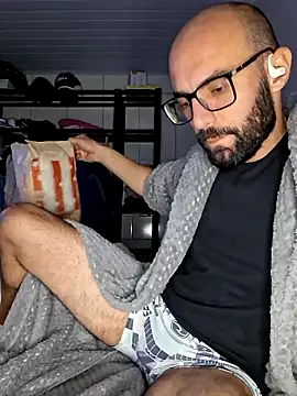Robsonitj90n Live XXX chat
