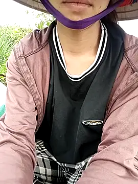 Hayaya11 Show in webcam