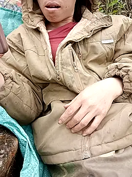 Hayaya11: διαδικτυακό σόου στην κάμερα