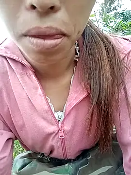 Hayaya11 webcam show