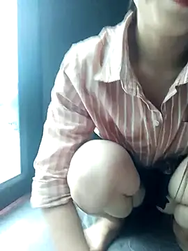 Hayaya11 网络视讯表演