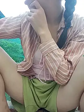 Hayaya11's Live Sex Cam Show
