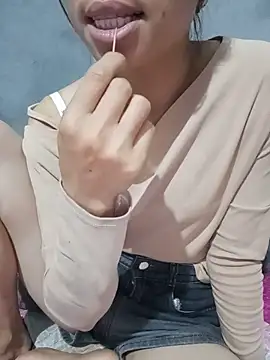 Hayaya11 网络视讯表演
