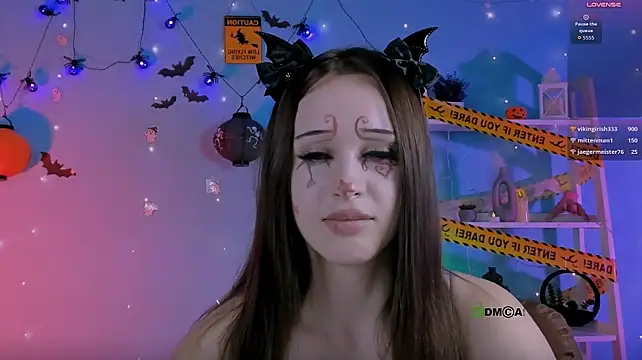 Show modela eira_mouse na web-kameri