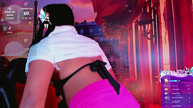 Maia_Hotts Pertunjukan Webcam