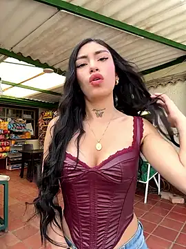 Bonny_Eva Show in webcam