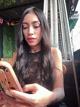 Pertunjukan Kamera Web Bonny_Eva