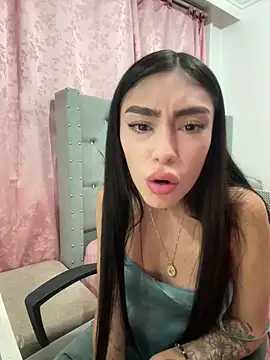 Chat +18 de Bonny_Eva ao vivo