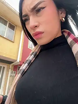 Pokazy przed kamerką – Bonny_Eva