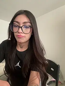Chat +18 de Bonny_Eva ao vivo