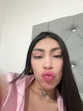 Chat +18 de Bonny_Eva ao vivo