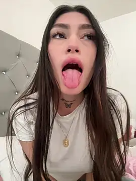Bonny_Eva Adlı Modelin Canlı XXX Sohbeti