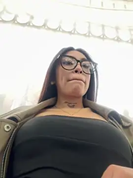 Pokazy przed kamerką – Bonny_Eva