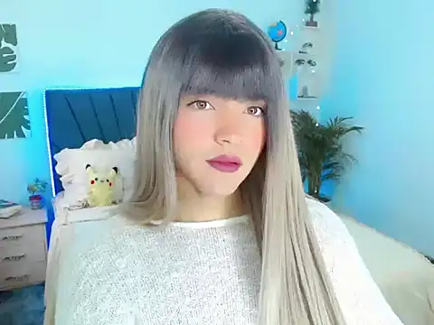 ZoeSchmmit Show in webcam