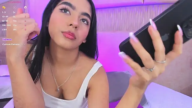 Webkamerová show _kyraa_