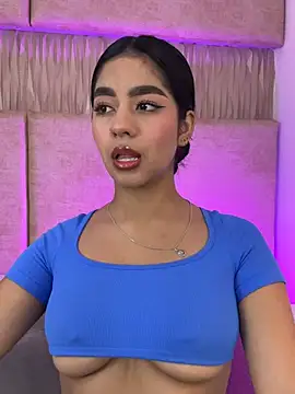 _kyraa_'s Webcam Show