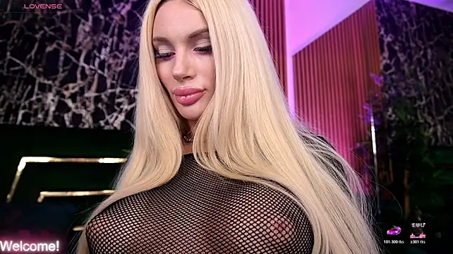 BarbieKara's Webcam Show