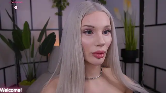 BarbieKara's Webcam Show