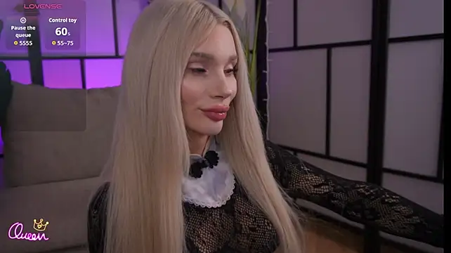 הופעת וובקאם של BarbieKara