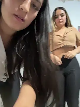 Antonella_Julieta – webcam-show