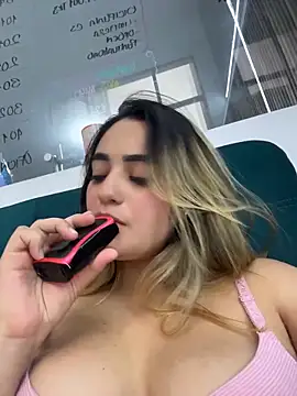 Antonella_Julieta's Webcam Show
