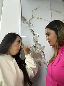 عرض كام Antonella_Julieta