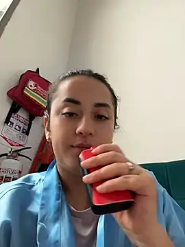 Pokazy przed kamerką – Antonella_Julieta