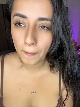 Show modela Antonella_Julieta na web-kameri